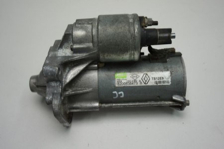 Dacia Duster bontott használt önindító 8200836473 - Bontott használt Dacia mechanika alkatrészek webáruház